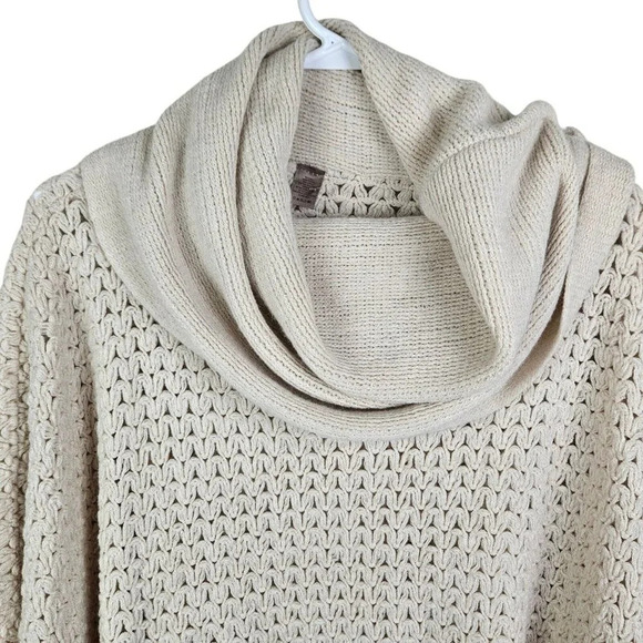 Francesca's Wrap Poncho Shawl One Size Open Knit Beige Tan Ivory New with Tag - Picture 2 of 13